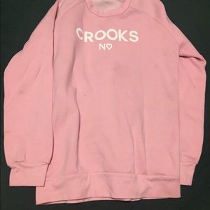 ⬇️ Medium Crooks&Castles sweater